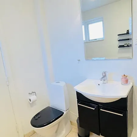 Aday - Quiet And Cozy House